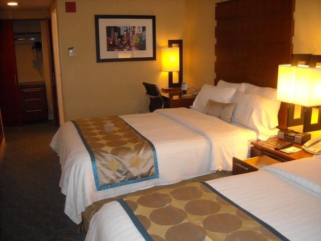 Fairfield Inn & Suites By Marriott New York Manhattan/Fifth Avenue Exterior foto